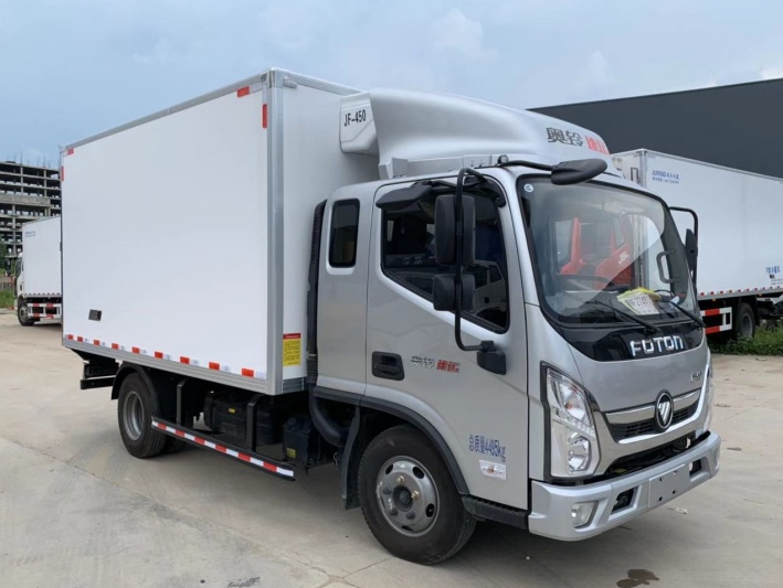 福田奥铃速运新款4.2米冷藏车