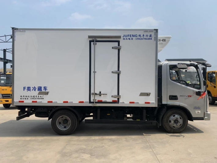 福田奥铃速运新款4.2米冷藏车