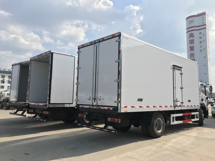 欧马可(S5)5.9米6.6米冷藏车