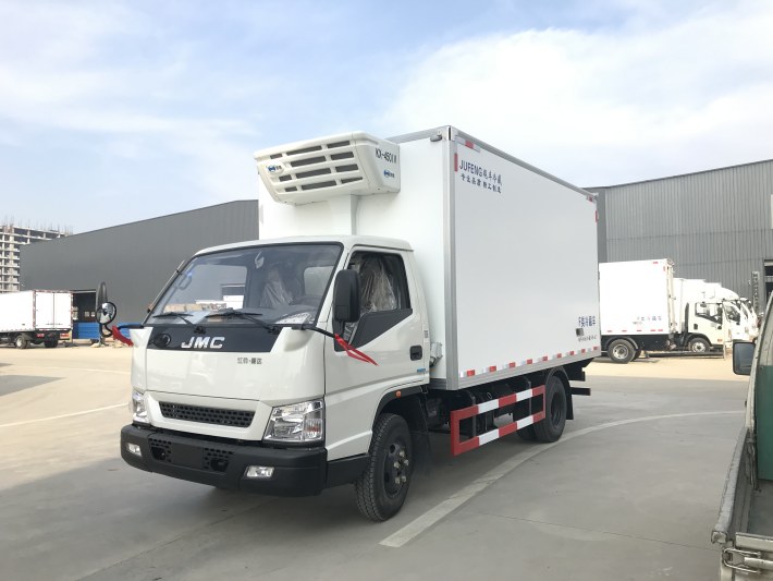 江铃宽体蓝牌冷藏车