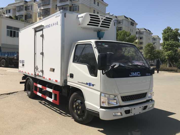 江铃顺达4.2米冷藏车