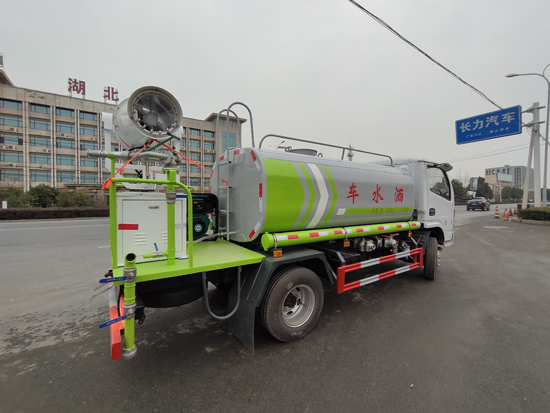东风福瑞卡国六5方绿化喷洒车