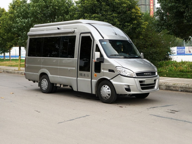 依维柯宝迪A42  B型房车|程力旅居车