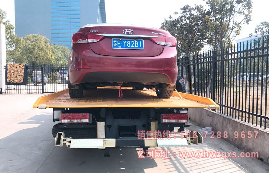 江淮國五5.6米清障車