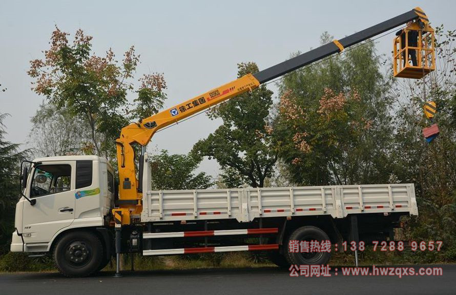 東風(fēng)天錦8噸隨車吊