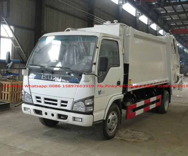 600P 120HP ISUZU Compactor Garbage Truck 5000Liters Rear Loader Trucks