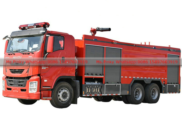 ISUZU GIGA Fire Truck Heavy Duty Rescue Truck With Water and Foam