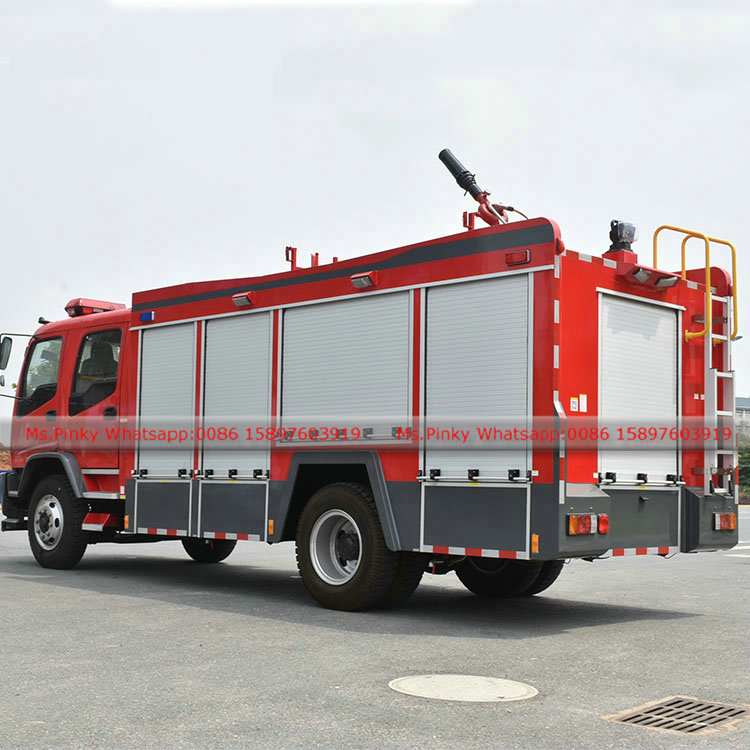 205HP ISUZU FTR Water And Foam Fire Engine Fire Trucks 