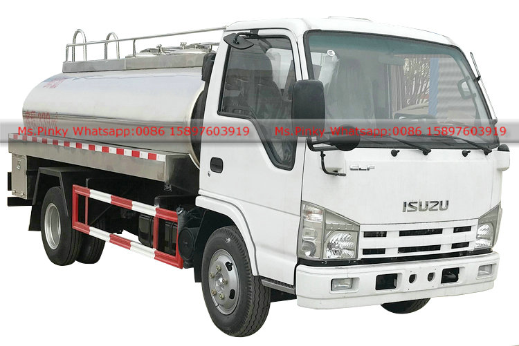 ISUZU 100P Milk Truck.jpg