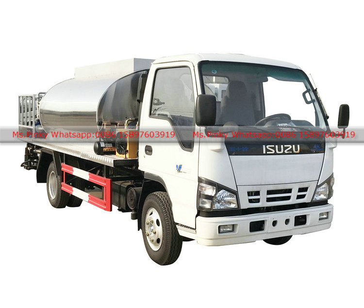 ISUZU Bitumen Sprayer Truck 4000Liters Hot Asphalt Spreader Car