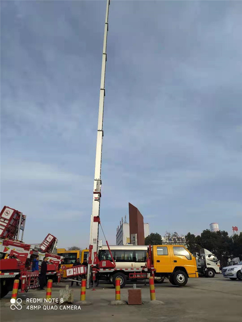 云梯车/云梯升降车/高空运料车/云梯搬家车/云梯登高车/高空云梯作业车/云梯救援车/工程高空上料车