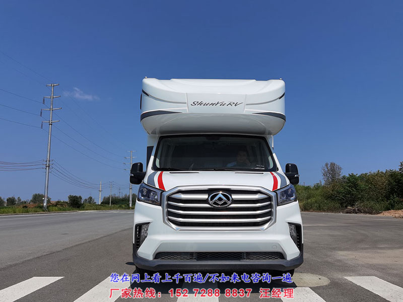 大通V90大額頭C型房車_旅居車