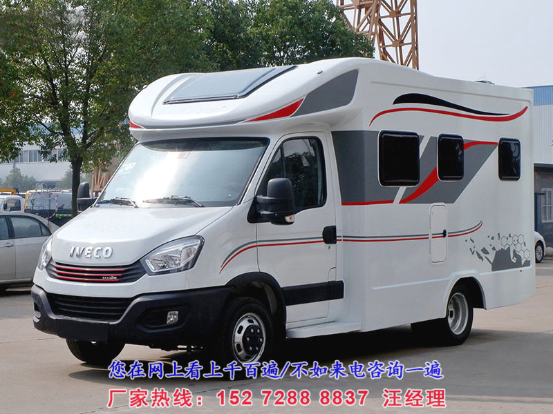 依维柯欧胜小额头C型房车/旅居车