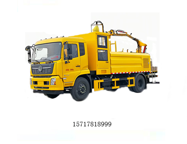 东风天锦墙面清洗车