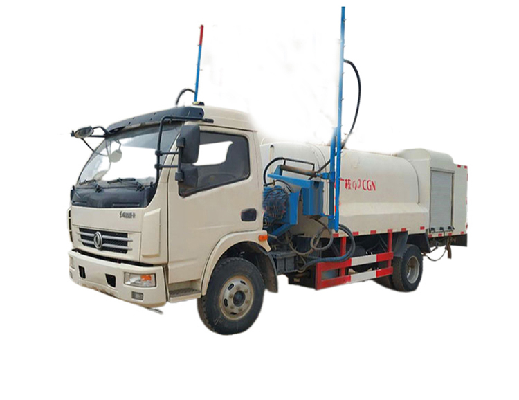 东风太阳能电池板清洗车