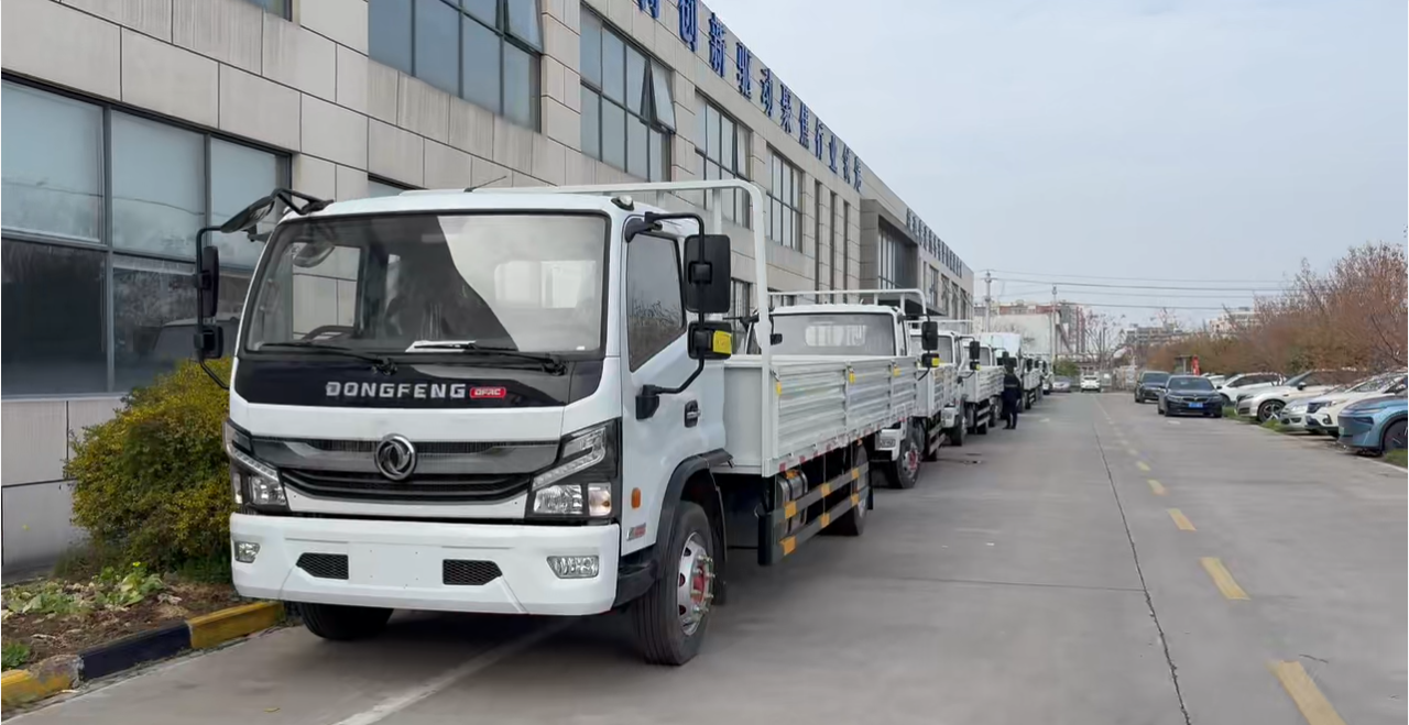 復(fù)購100臺，力威汽車批量交付