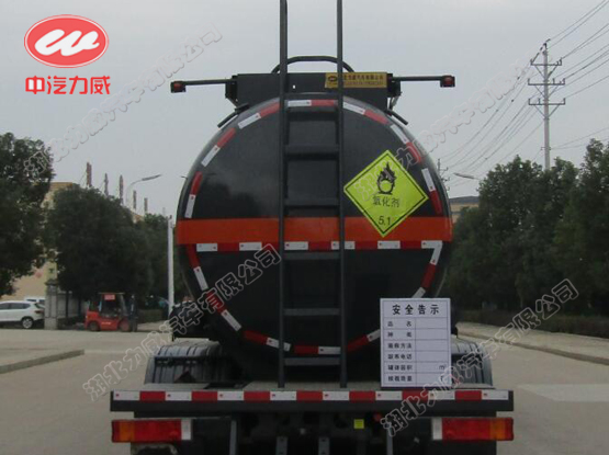 HLW5320GYWD6型氧化性物品罐式运输车