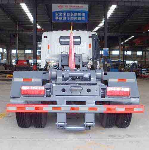 HLW5121ZXX5EQ型车厢可卸式垃圾车_5.jpg