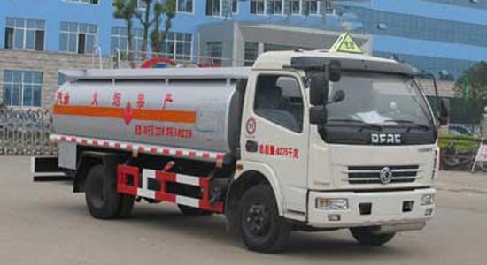 加油車