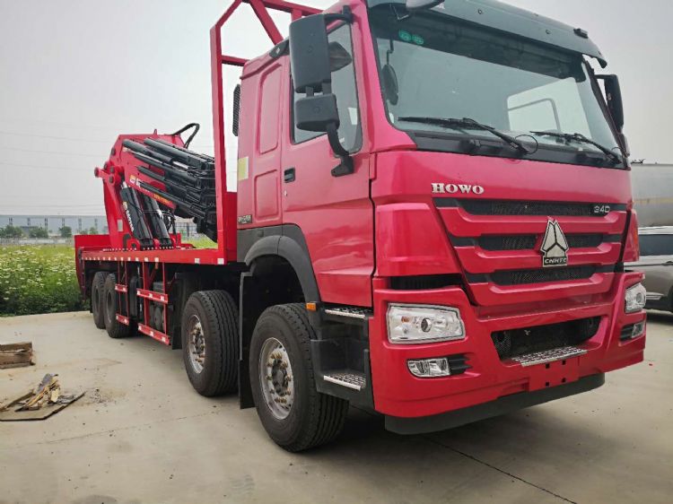 110吨全折臂吊机