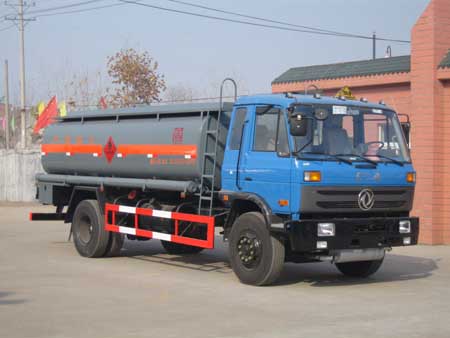 SLS5121GHYE3型化工液體運輸車  