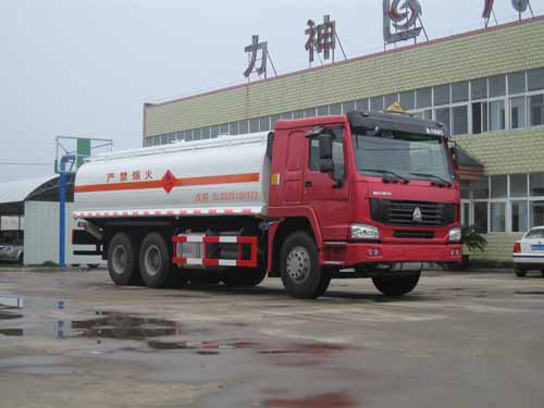 SLS5251GHYZ3型化工液體運輸車