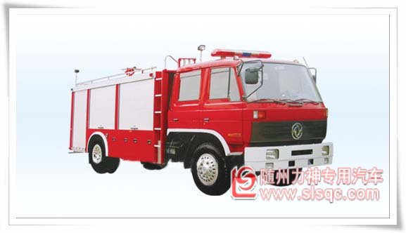 東風153水罐消防車