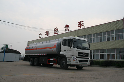 東風天龍6*4加油車(SLS5251GJYD4)