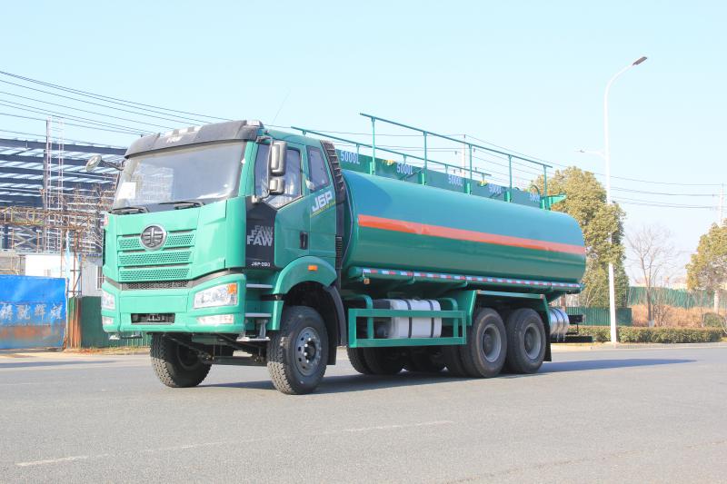 解放6X4油车