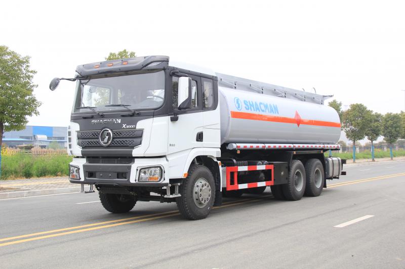 陕汽6X4油车