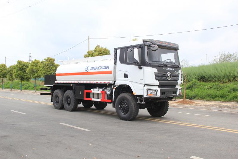 陕汽6X6加油车