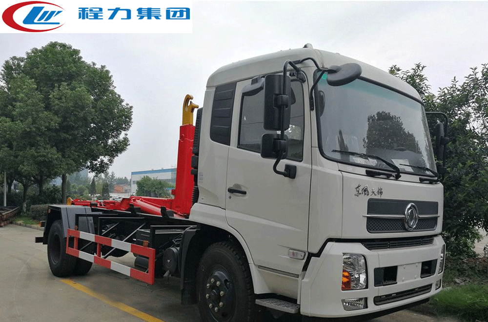 东风天锦12方勾臂车