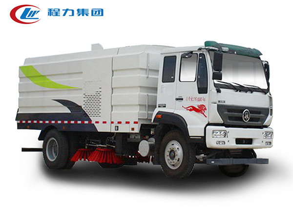 重汽斯太尔12方扫路车