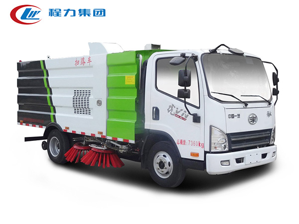 解放5方扫路车