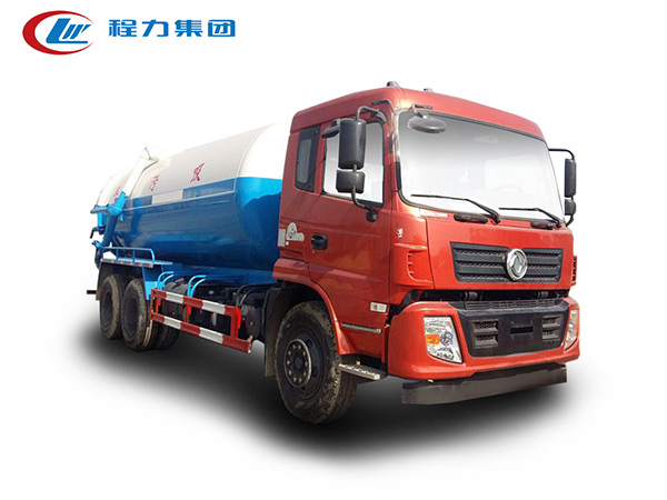 东风后八轮（18方）吸污车