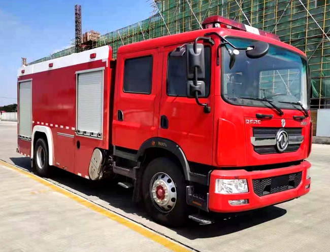 国六东风D9双排水罐消防车（6吨）