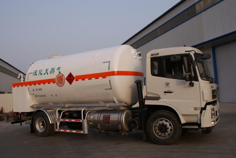 15方LNG运输车