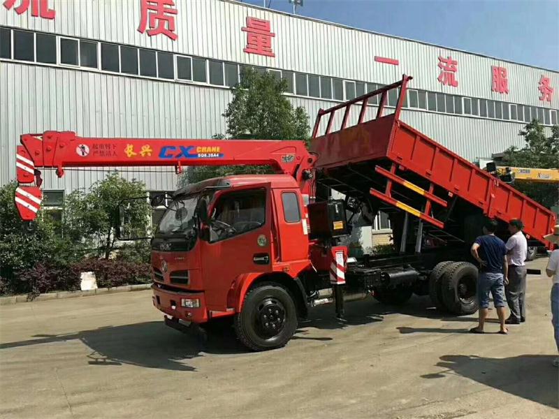 東風福瑞卡5噸隨車吊