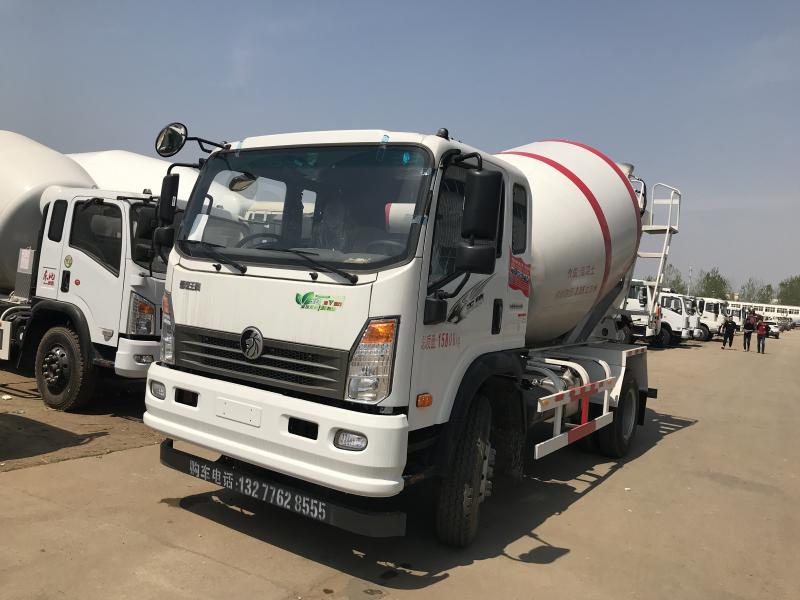 重汽王牌5方攪拌車
