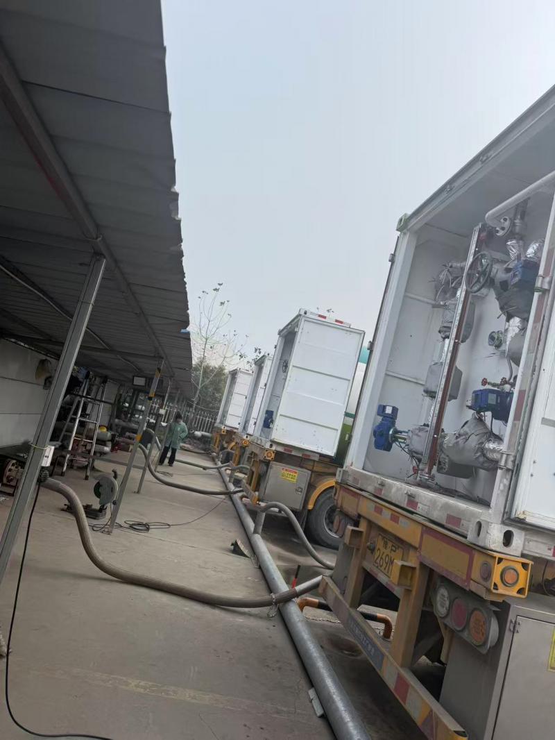 移动蒸汽罐车图片