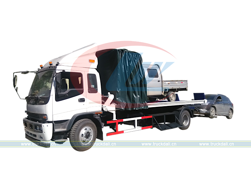 Flatbed Wrecker With Tarpaulin ISUZU