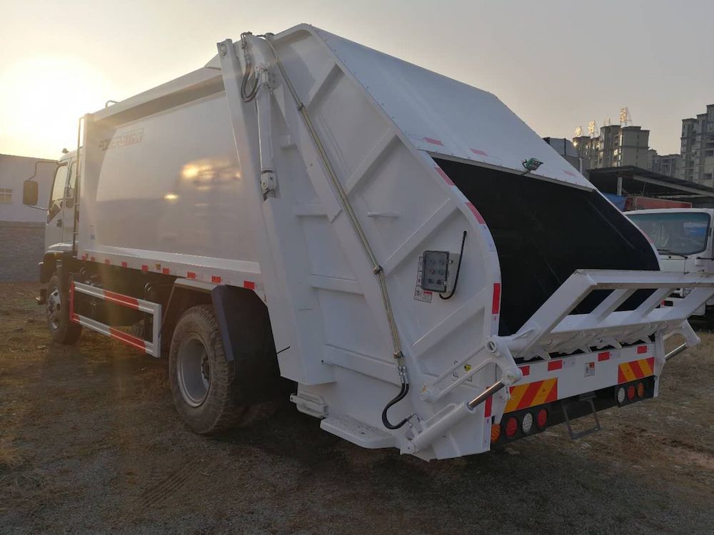 ISUZU 12CBM
