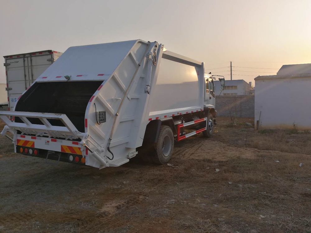 ISUZU 12CBM