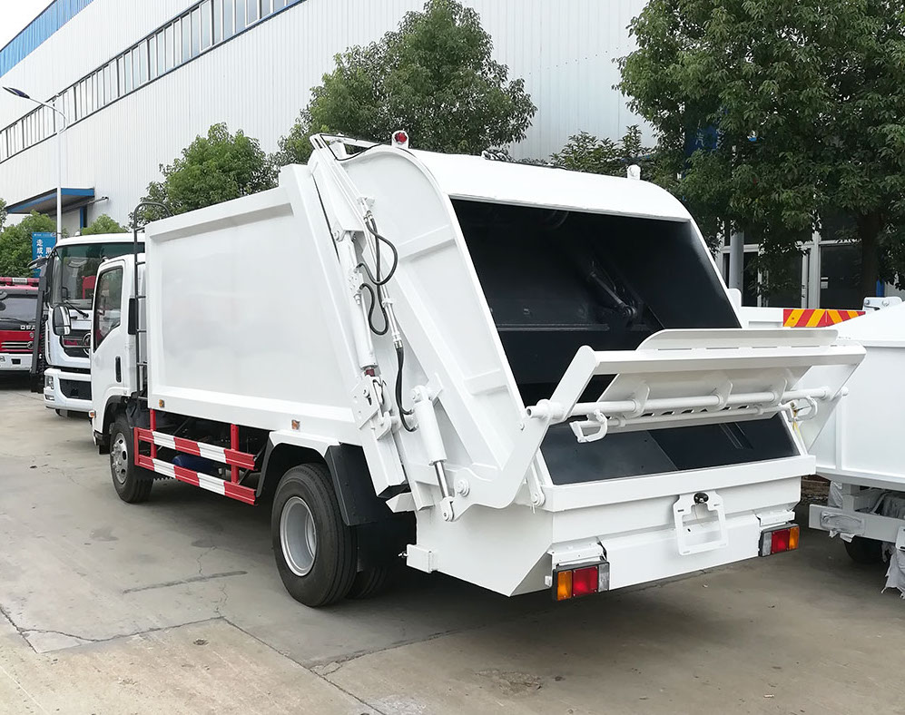 ISUZU 8CBM