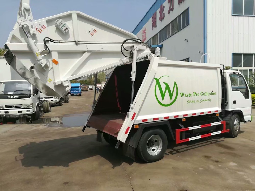 ISUZU 5CBM
