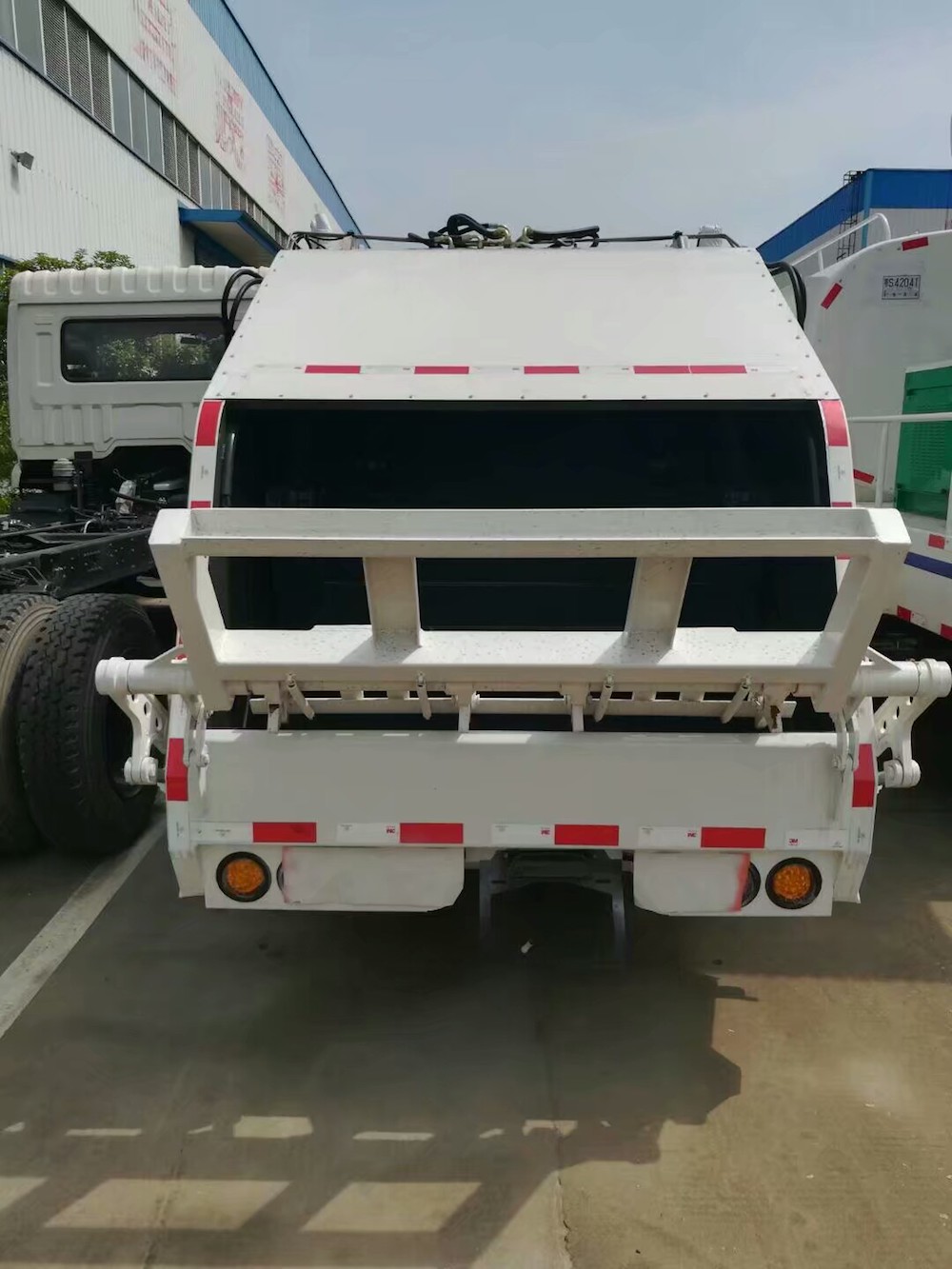 ISUZU 5CBM