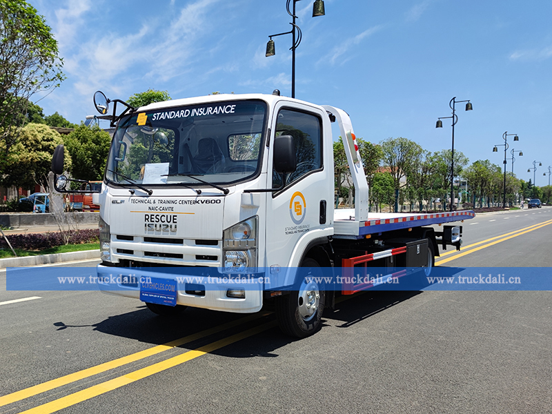 ISUZU 700P 5T Flatbed Wrecker Truck