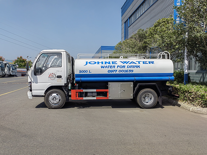 ISUZU 600P 5000L Drinking Water Truck