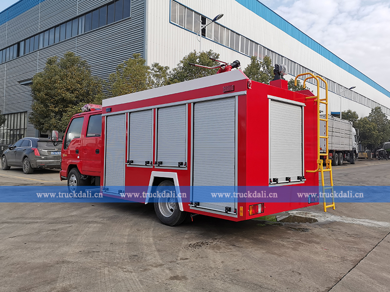 ISUZU 600P Fire Truck
