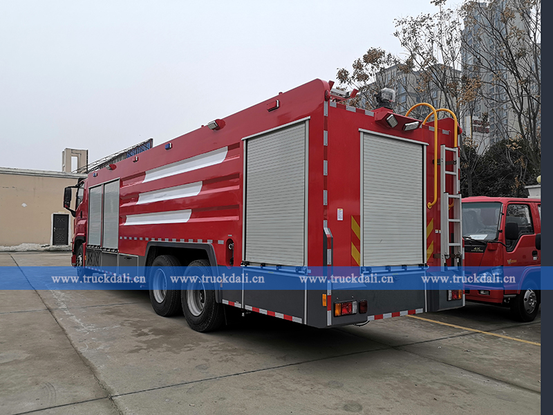 ISUZU GIGA 6*4 Fire Fighting Truck